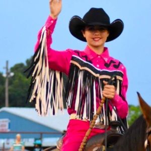 Rodeo queening shirt, size small adult